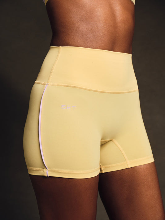 LUXFORM® LUX PIPE SHORTS - BUTTERCREAM | SET ACTIVE