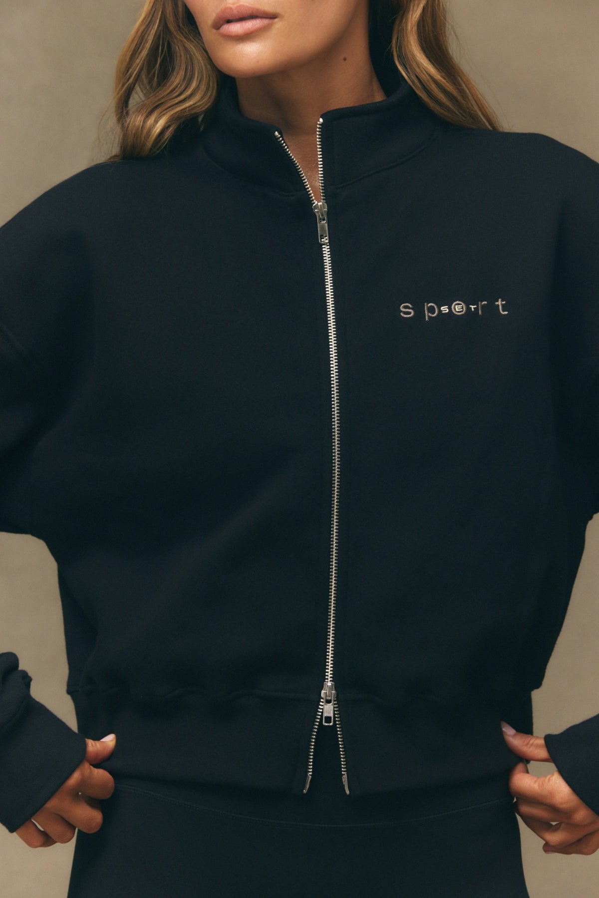 MIDWEIGHT SWEATS STAPLE SET SPORT FUNNEL ZIP - ONYX | SET ACTIVE