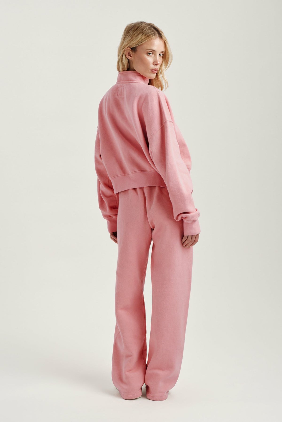 MIDWEIGHT SWEATS STAPLE STRAIGHT LEG SWEATPANTS - INVERSE ROSEBUD | SET ACTIVE