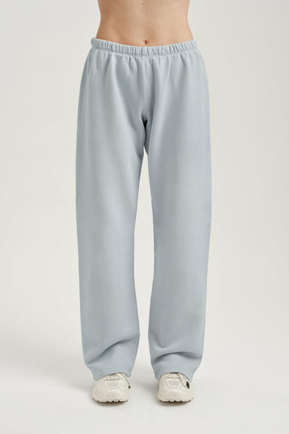 MIDWEIGHT SWEATS STAPLE STRAIGHT LEG SWEATPANTS - BLUSH | SET ACTIVE