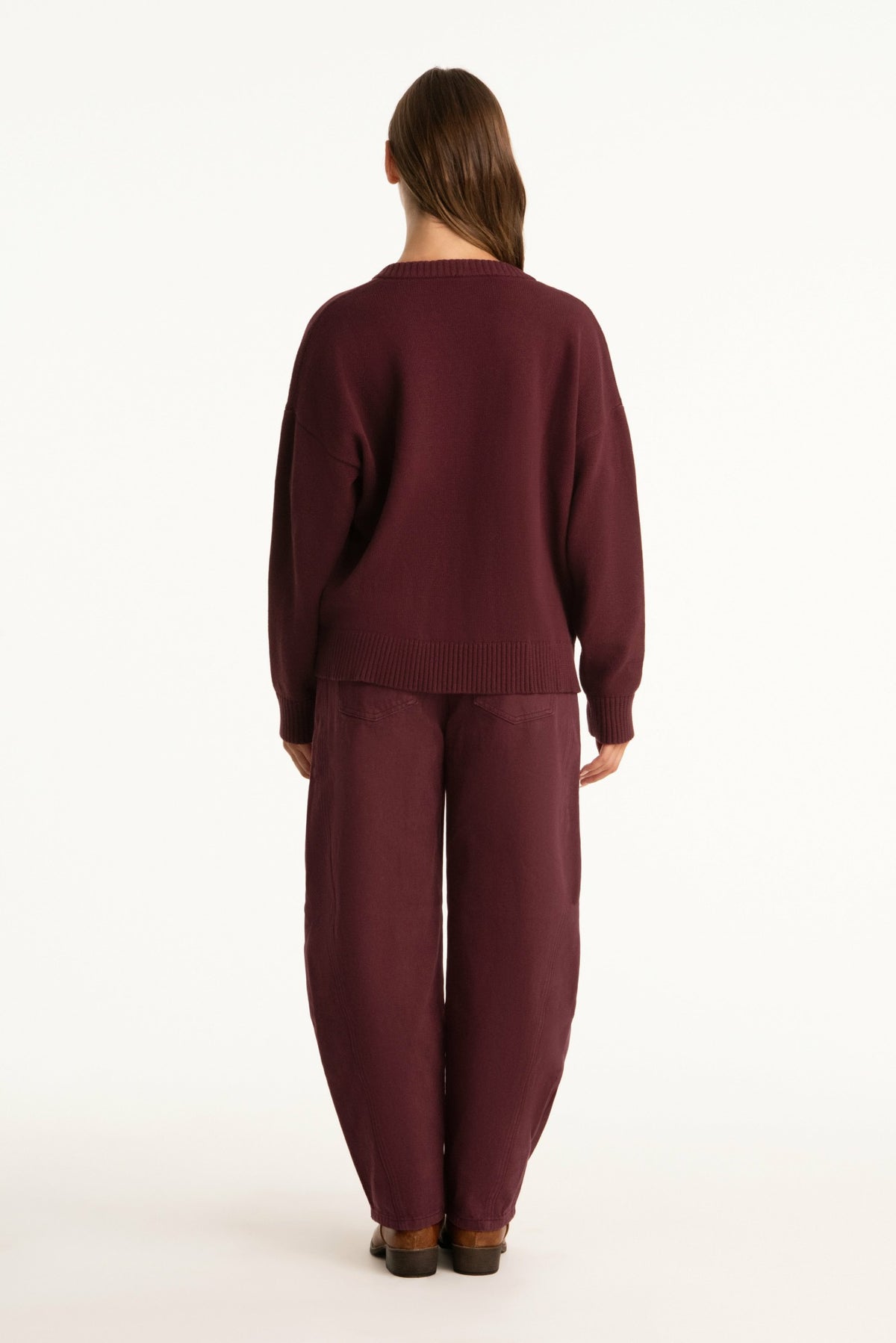SET X PARKE COTTON V-NECK SWEATER - RHUBARB | SET ACTIVE