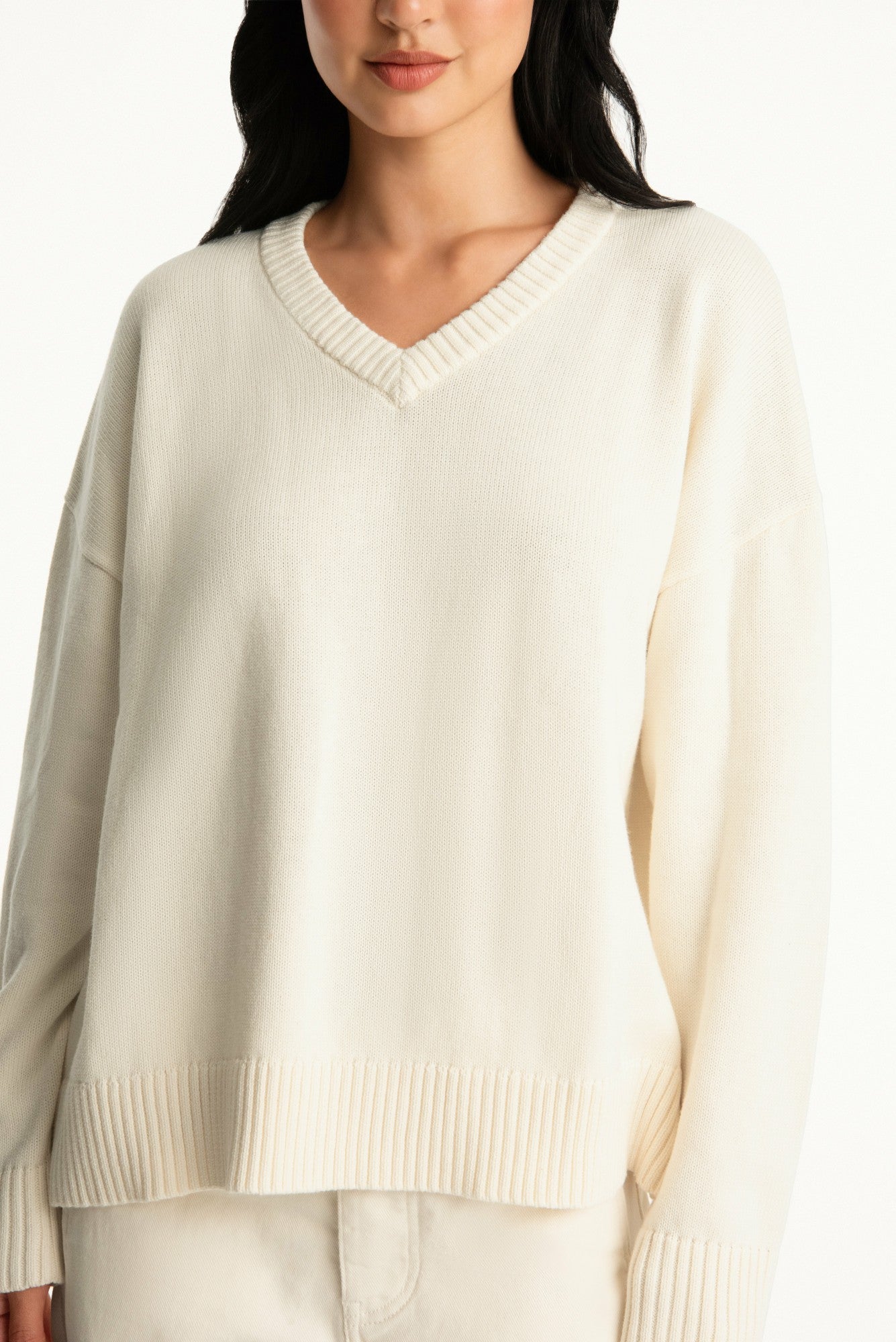 SET X PARKE COTTON V-NECK SWEATER - CREAM | SET ACTIVE