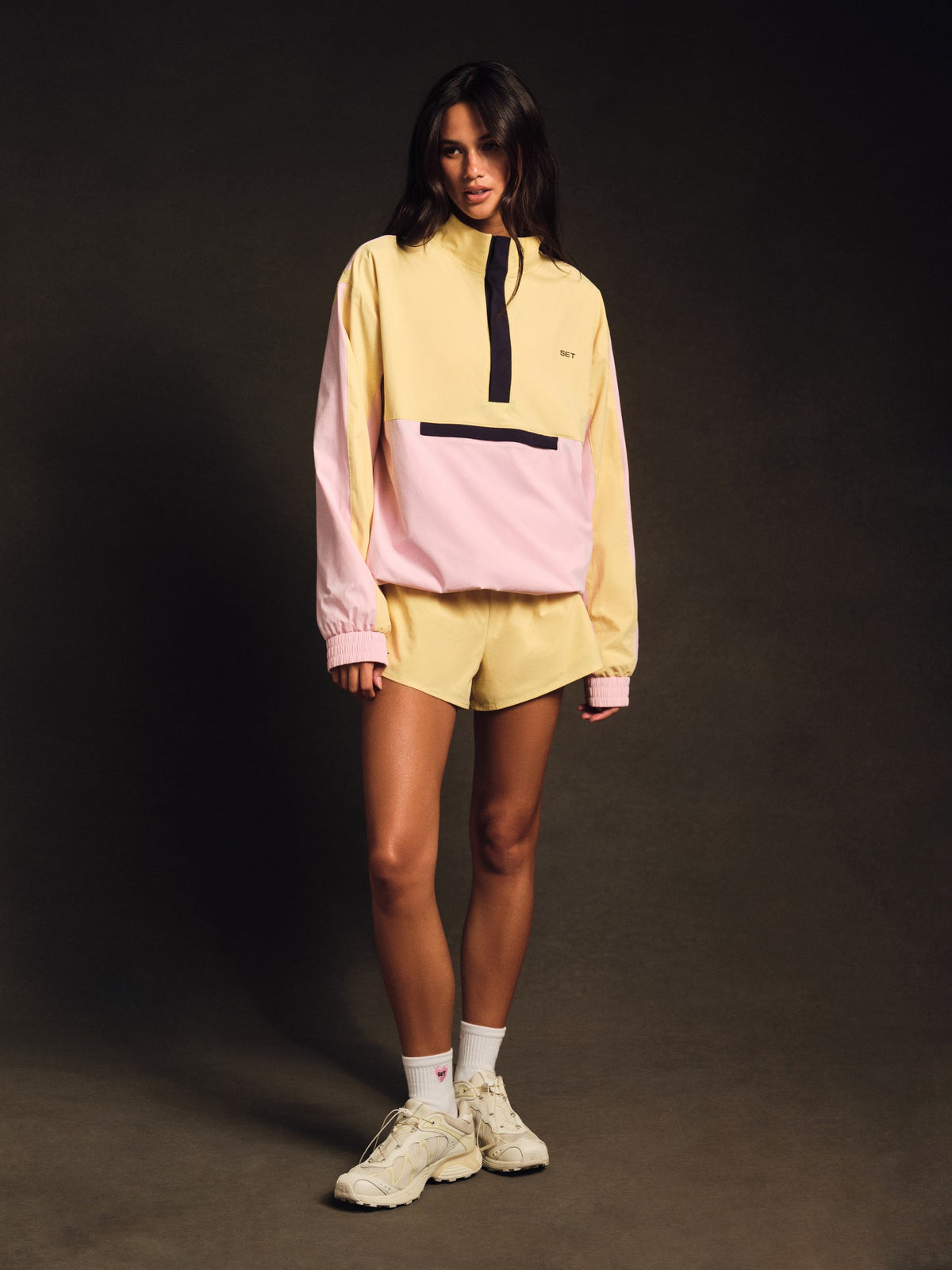 NYLON TRACK 90'S PULLOVER - TAFFY | SET ACTIVE