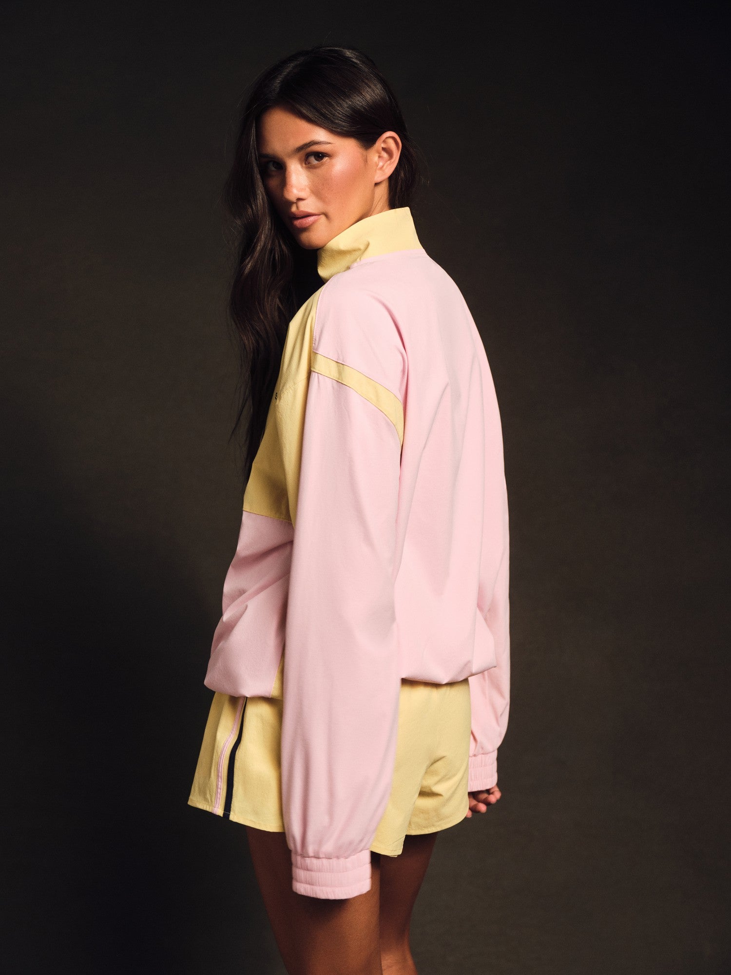 NYLON TRACK 90'S PULLOVER - TAFFY | SET ACTIVE