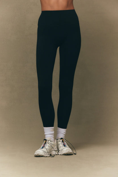 SPORTBODY® SPORTY HIGH-RISE LEGGINGS - ONYX | SET ACTIVE