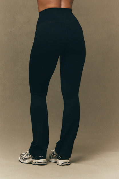 SPORTBODY® SPORTY STRAIGHT HIGH-RISE LEGGINGS - ONYX | SET ACTIVE
