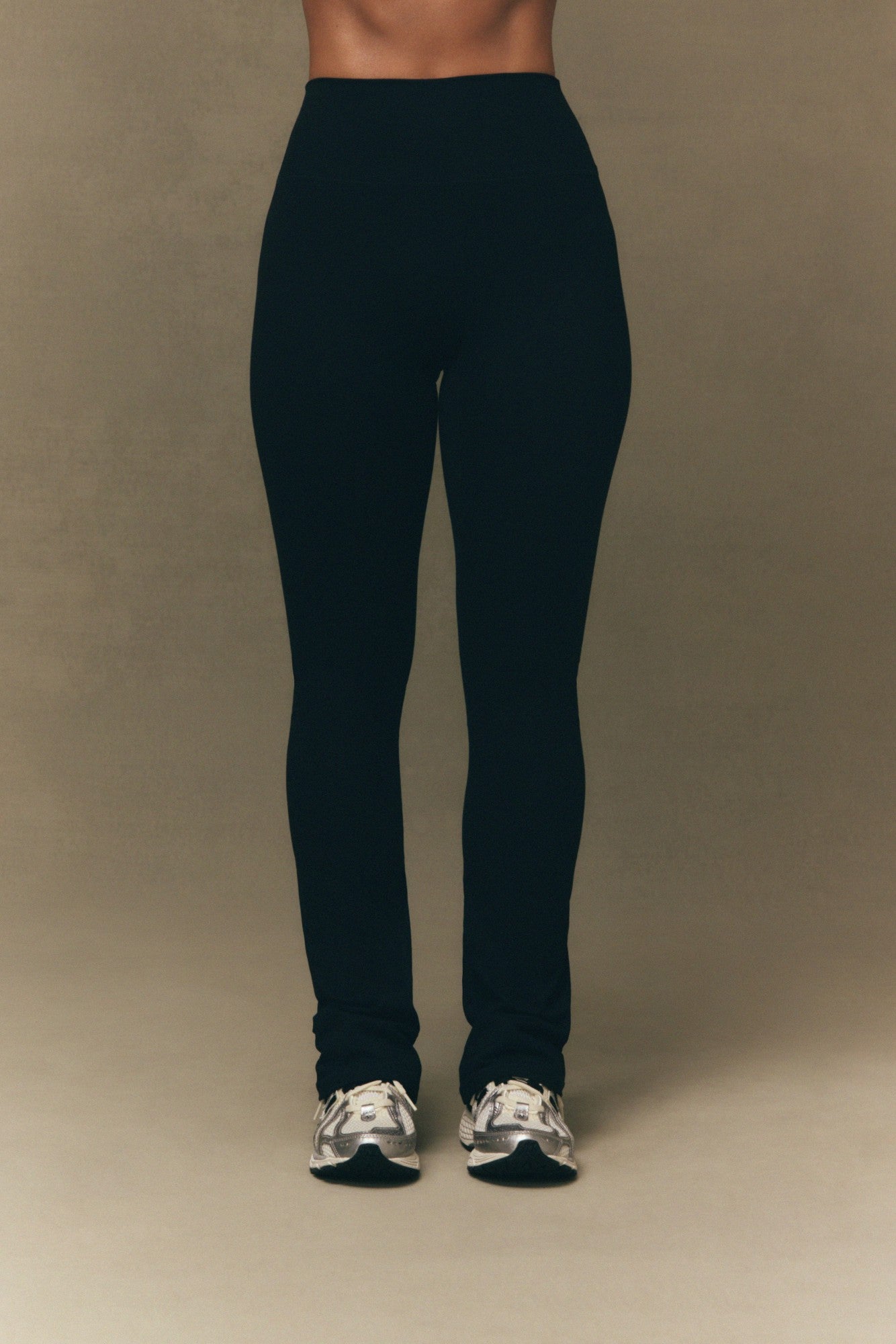 FORMCLOUD® CLOUD STRAIGHT HIGH-RISE LEGGINGS - ONYX | SET ACTIVE