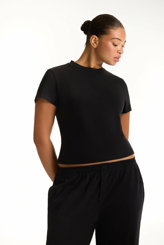 CLASSIC COTTON DAILY STAPLE TEE - ONYX | SET ACTIVE