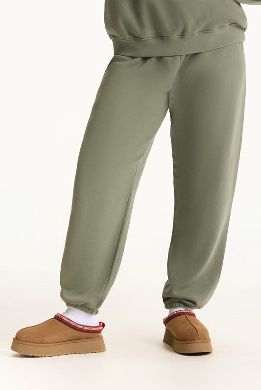 MIDWEIGHT SWEATS STAPLE OLD SCHOOL SWEATPANTS - KELP | SET ACTIVE