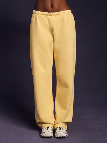 MIDWEIGHT SWEATS STAPLE STRAIGHT LEG SWEATPANTS - TAFFY | SET ACTIVE