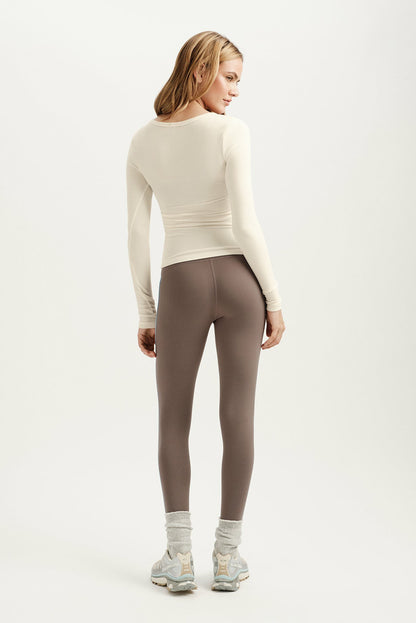 RIBBED MODAL BODY HENLEY - DUST | SET ACTIVE
