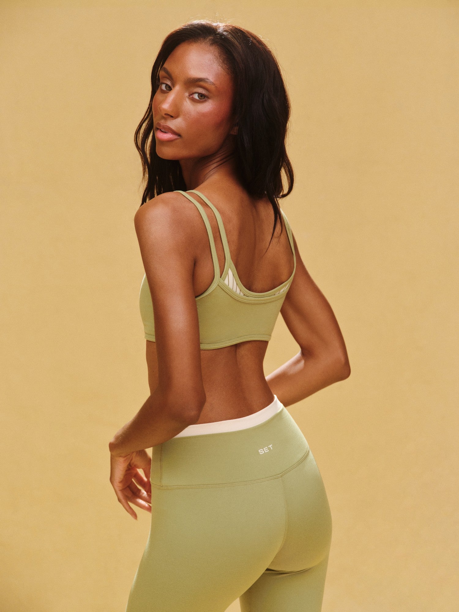 FORMCLOUD® CLOUD STRIPE TRAINING BRA - PIÑA | SET ACTIVE